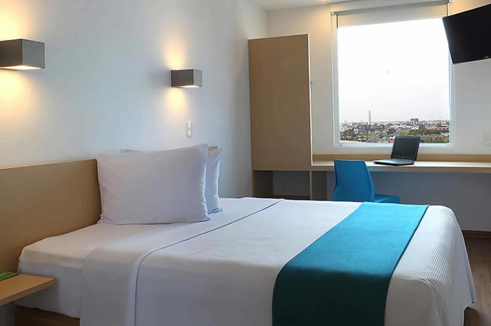 One Ciudad De Mexico Patriotismo Hotel Екстериор снимка